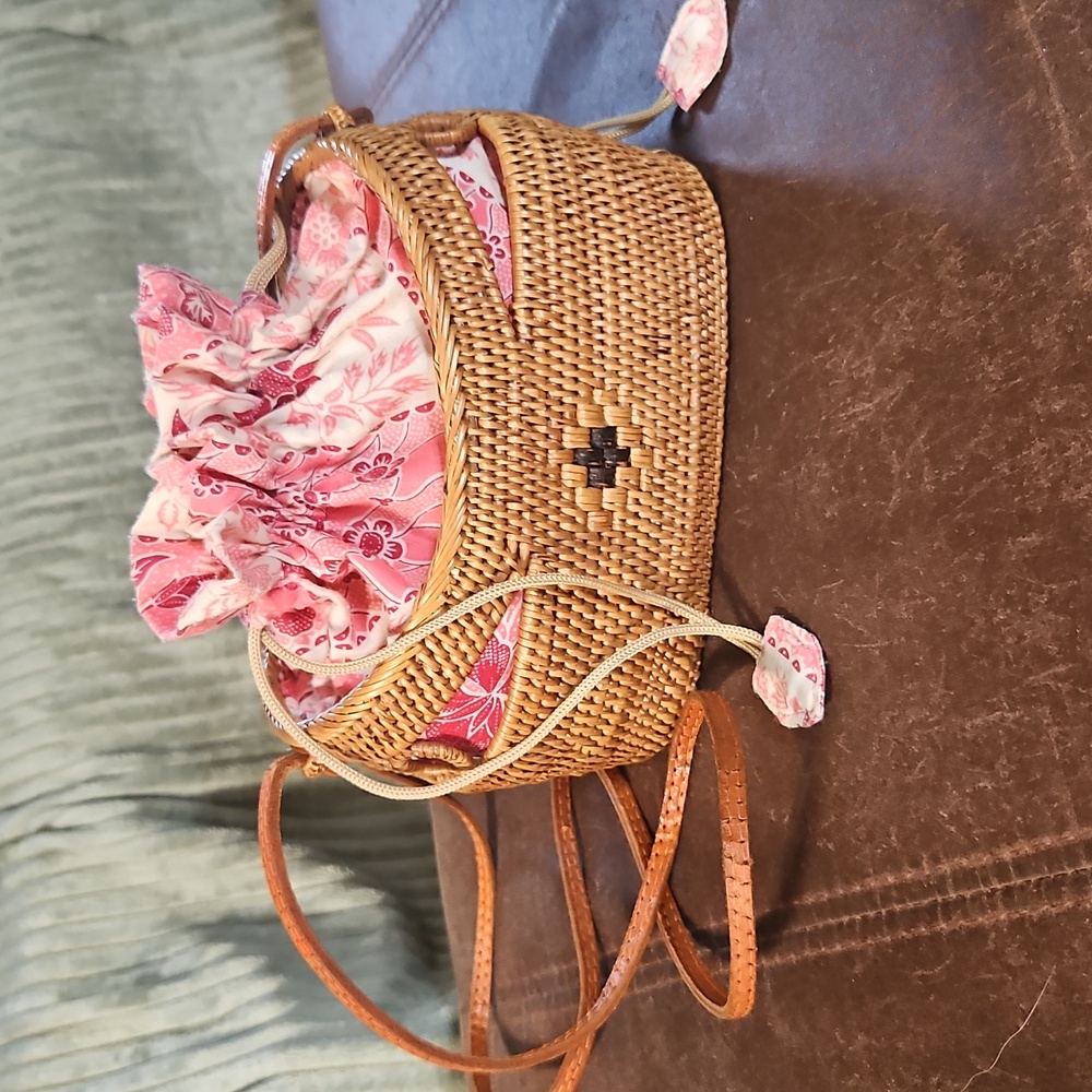 Vintage Wicker Basket Bag